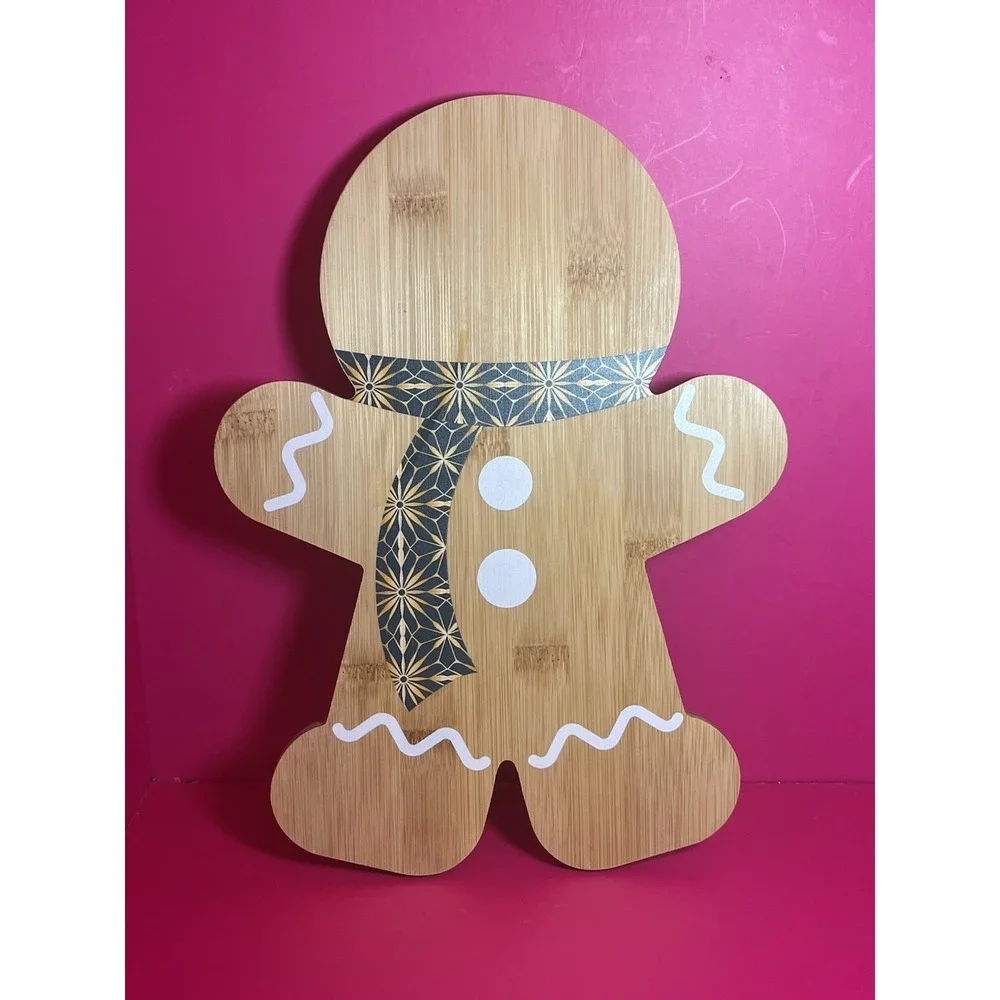 Christmas Acacia Wood Gingerbread Man Charcuterie Board Holiday Party Serve Tray